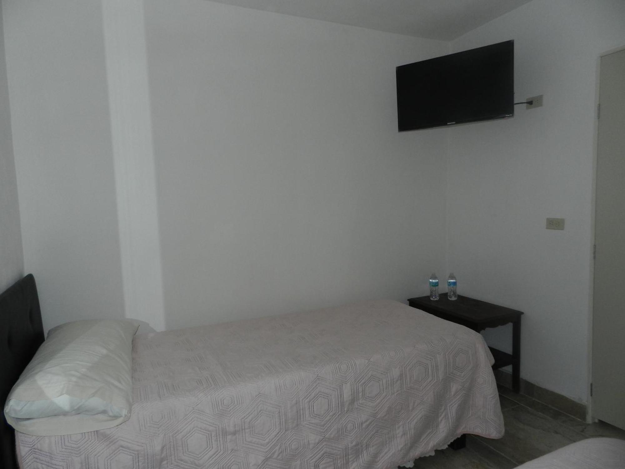 Posada San Carlos Puerto San Carlos Ngoại thất bức ảnh