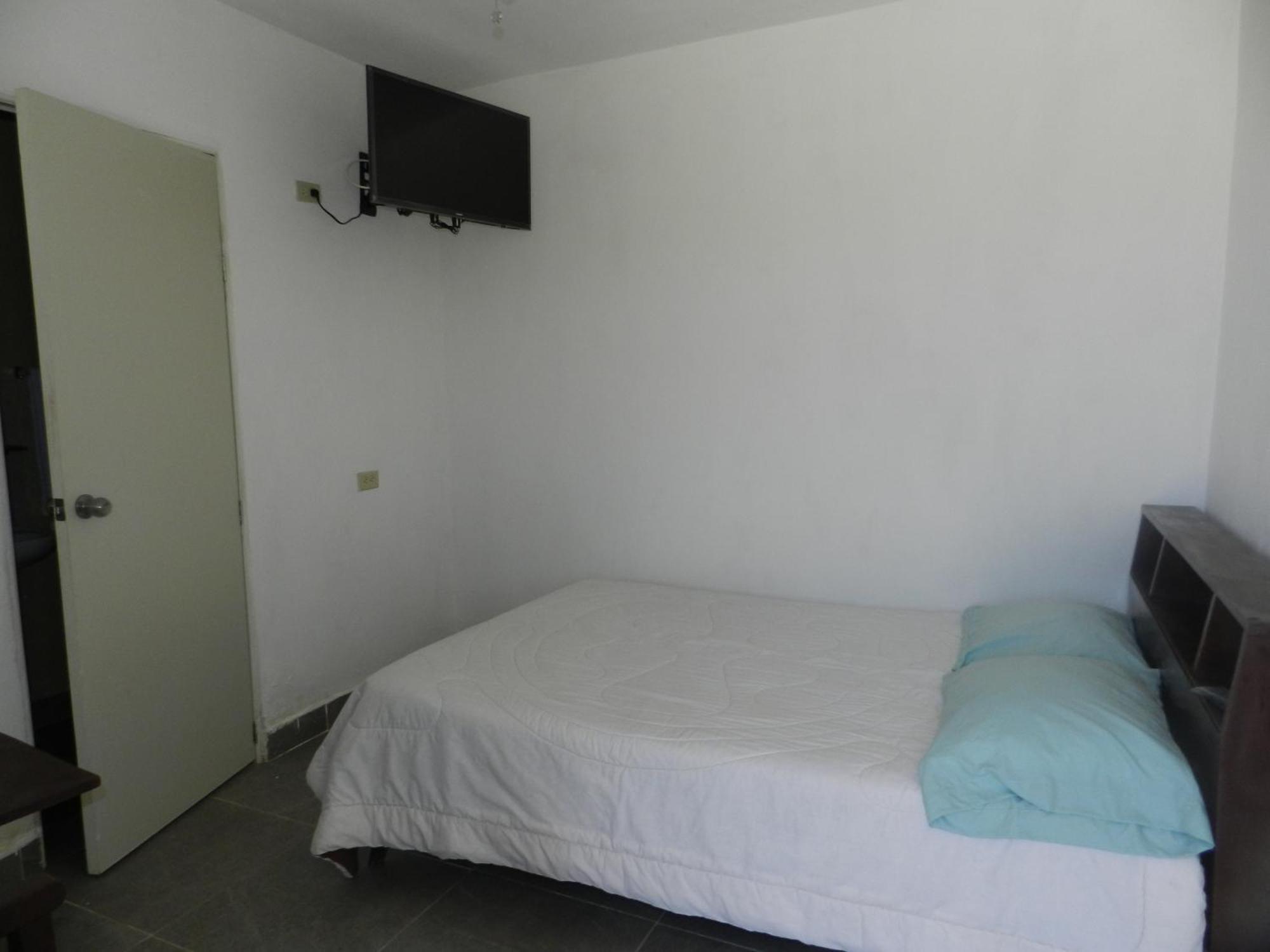 Posada San Carlos Puerto San Carlos Ngoại thất bức ảnh