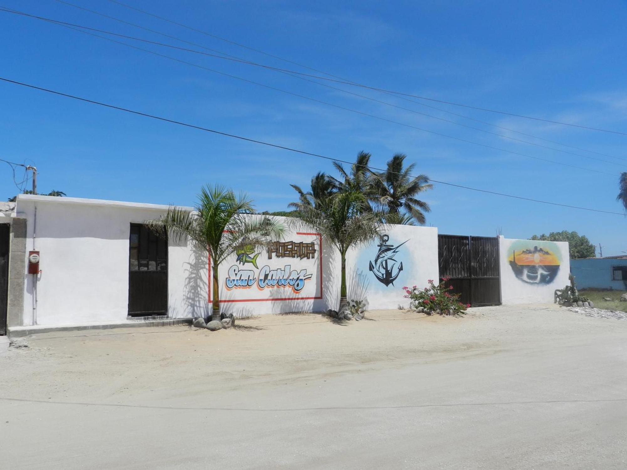 Posada San Carlos Puerto San Carlos Ngoại thất bức ảnh
